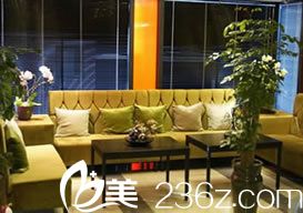 韓國芭比整形外科休息室