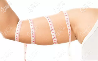 還問(wèn)威塑手臂吸脂要多少錢?在北京新星靚做威塑手臂環(huán)吸的價(jià)格不貴喲